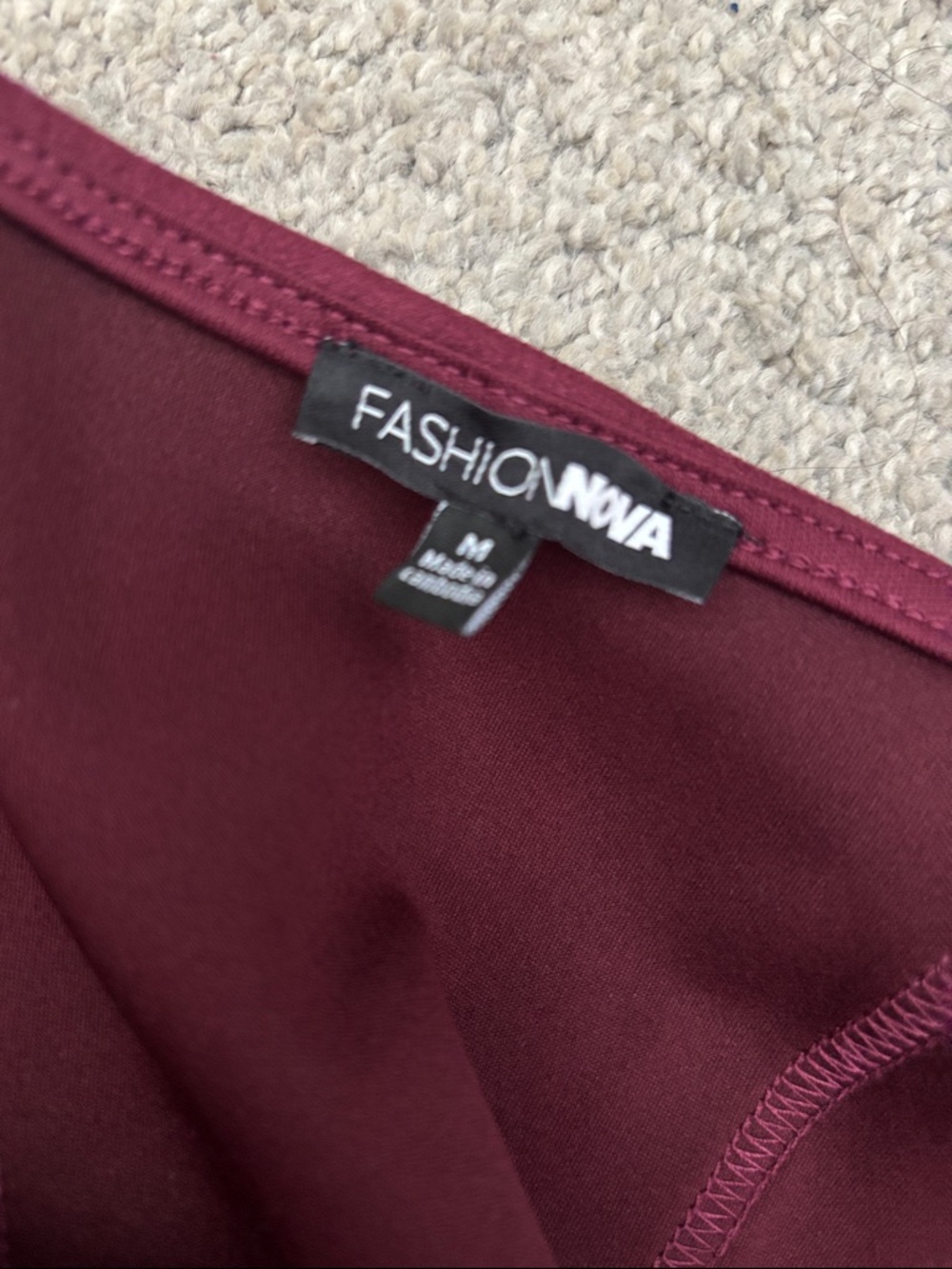 Fashion Nova Square Neck Crop Top in Burgundy Wine - Picture 3 of 3